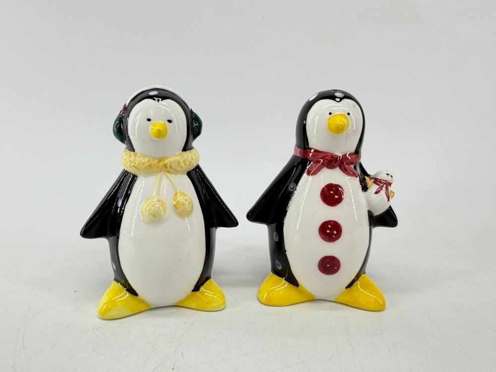 Vintage Sakura Debbie Mumm Penguin Ceramic Salt & Pepper Shakers New Open Box